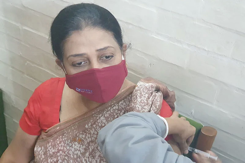 ভ্যাকসিন তো লেবেনচুস না, বাসায় রেখে একটা করে খাবে: সুবর্ণা মুস্তাফা